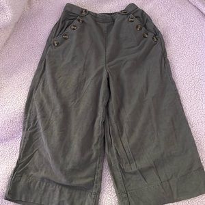 3/4 Length Wide-Leg Pants